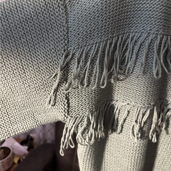 POL Sage Fringe Sweater - Picture 2 of 7